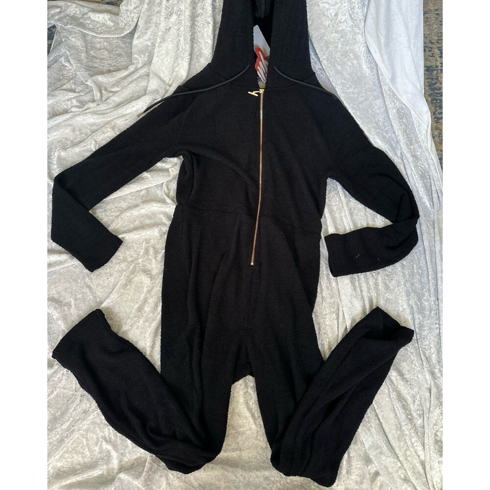 Yitty black fuzzy onesie with hood L